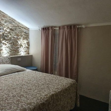 Bed and Breakfast Lo Scarabeo Casale di Pari Екстер'єр фото
