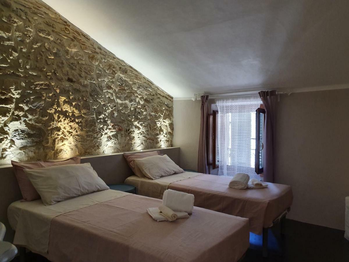 Bed and Breakfast Lo Scarabeo Casale di Pari Екстер'єр фото