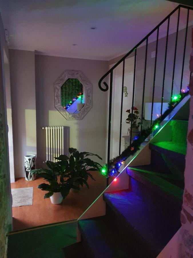 Bed and Breakfast Lo Scarabeo Casale di Pari Екстер'єр фото